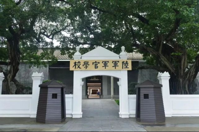 內(nèi)容2107.jpg 內(nèi)容2107.jpg